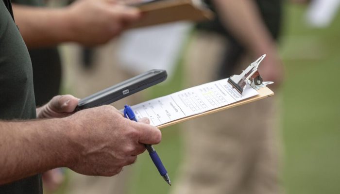 Iowa law enforcement agencies struggle to lure applicants