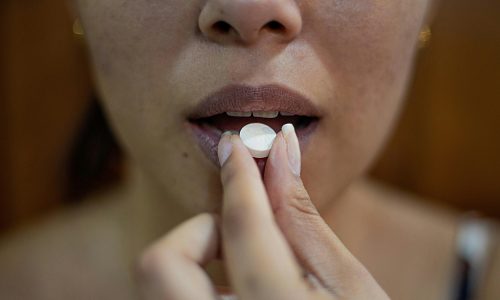 Lawsuit challenges South Dakota’s new ban on abortion-pill advertising
